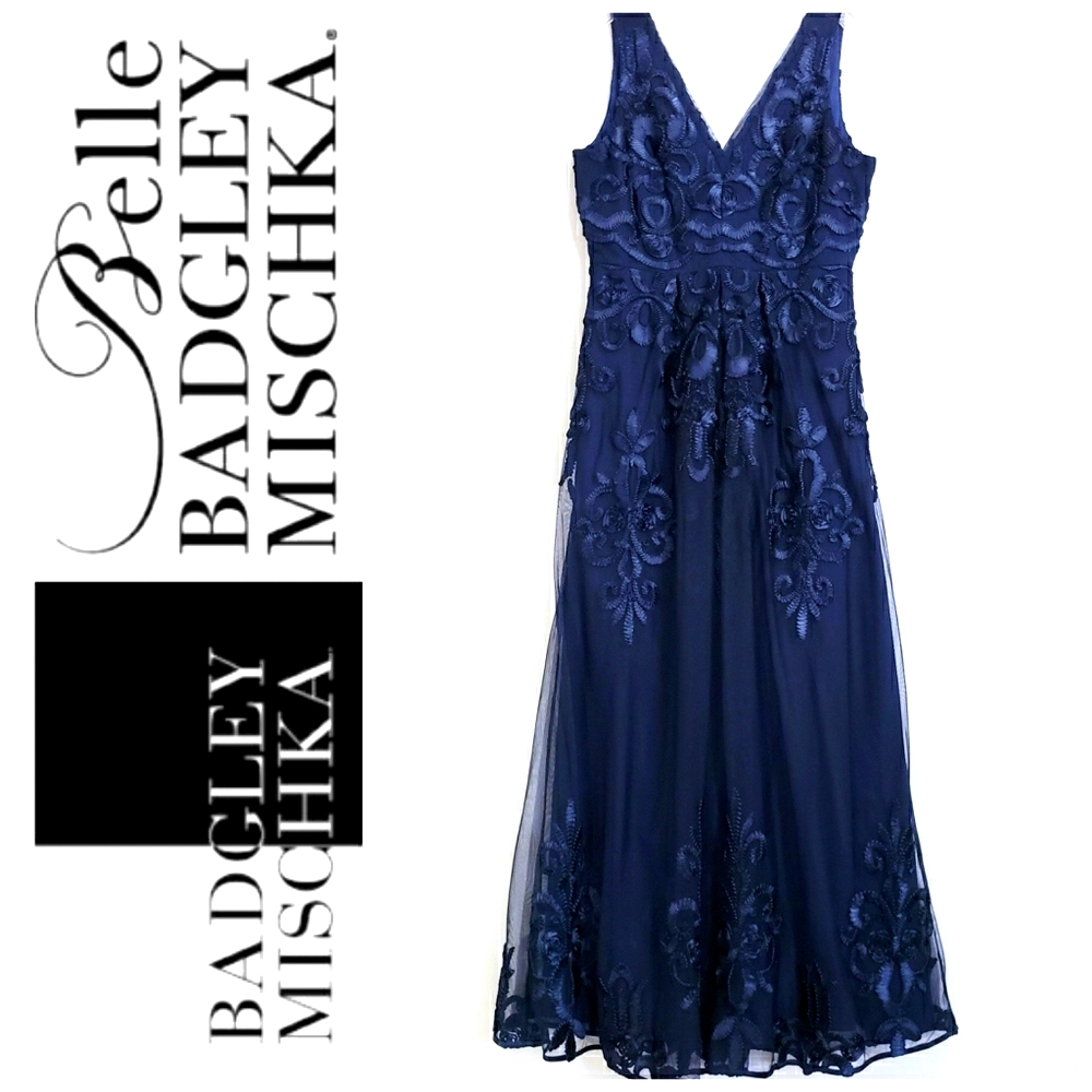 NWOT Belle Badgley Mischka Navy Blue Sleeveless Embroidered Lace & Tulle Gown